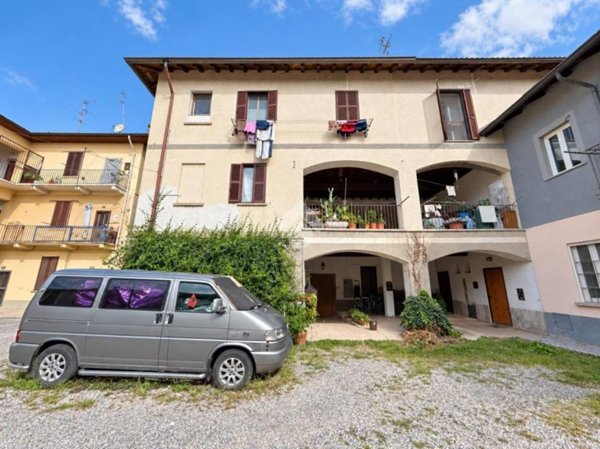 appartamento in vendita a Lentate sul Seveso in zona Camnago