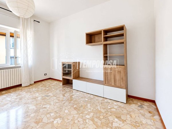 appartamento in vendita a Lentate sul Seveso in zona Camnago