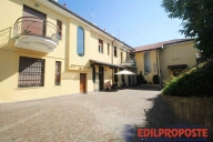 appartamento in vendita a Lentate sul Seveso in zona Birago