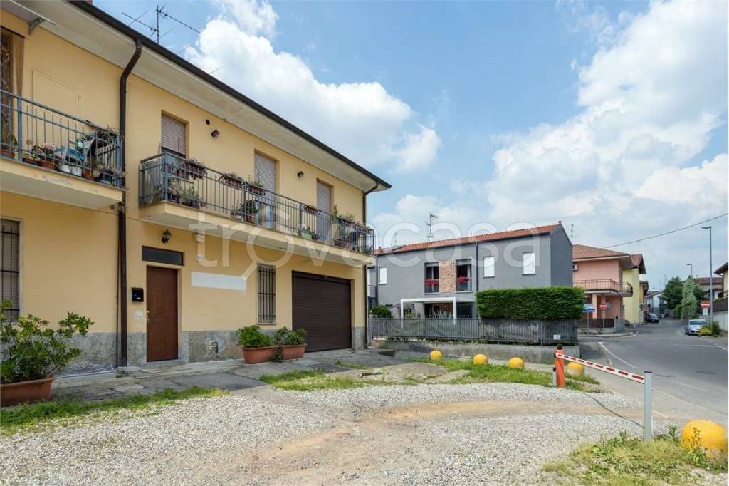 appartamento in vendita a Roncello
