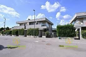 appartamento in vendita a Roncello