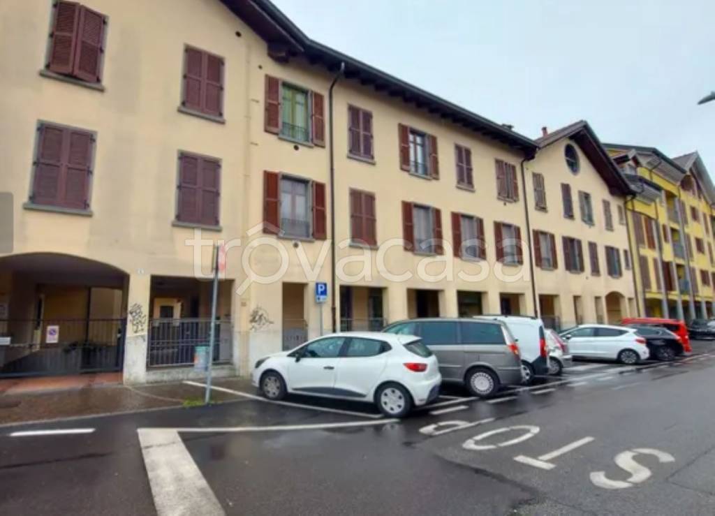 appartamento in vendita a Roncello