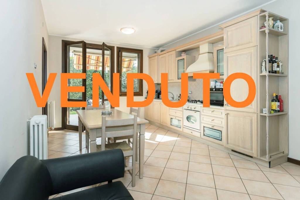 appartamento in vendita a Roncello