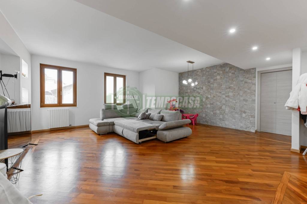 appartamento in vendita a Roncello