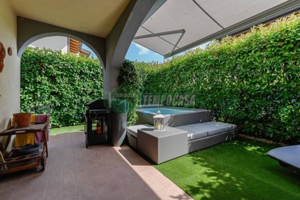 casa indipendente in vendita a Roncello