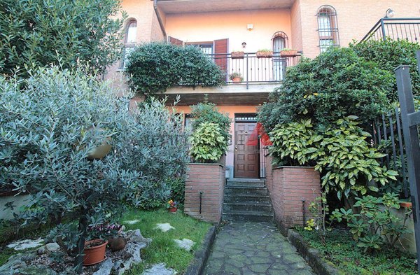 casa indipendente in vendita a Roncello