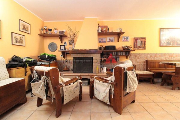 casa indipendente in vendita a Roncello