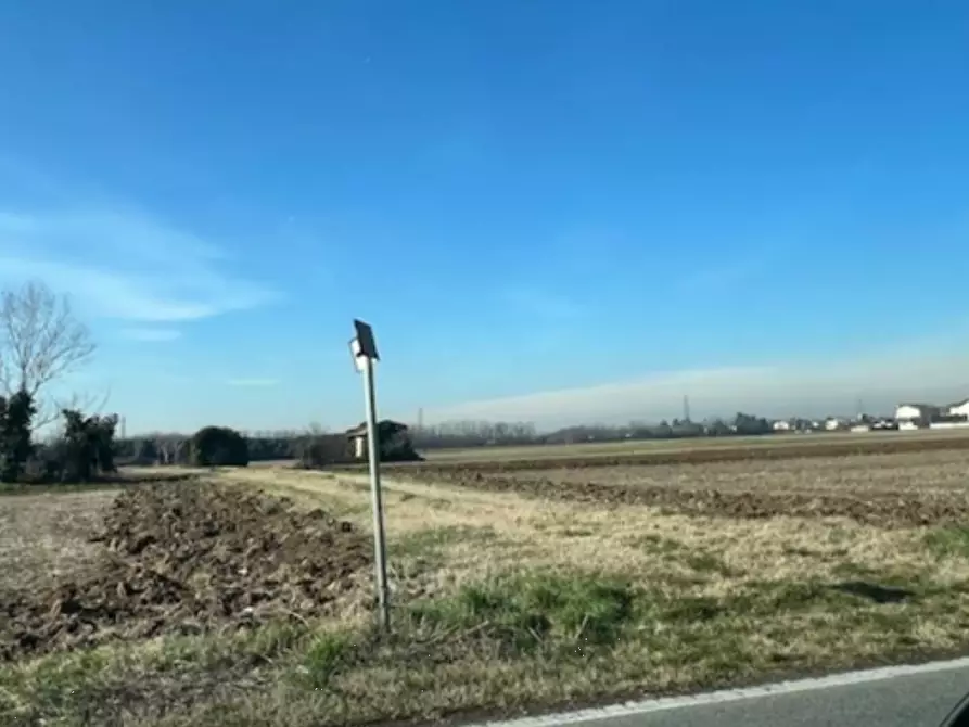terreno agricolo in vendita a Roncello