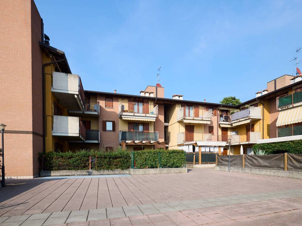 appartamento in vendita a Roncello