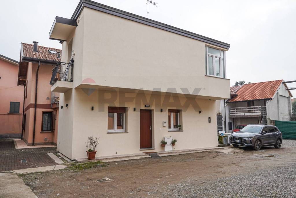 casa indipendente in vendita a Roncello