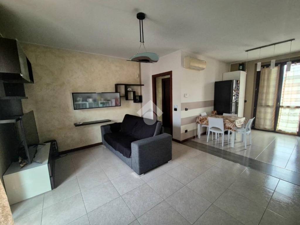 appartamento in vendita a Roncello