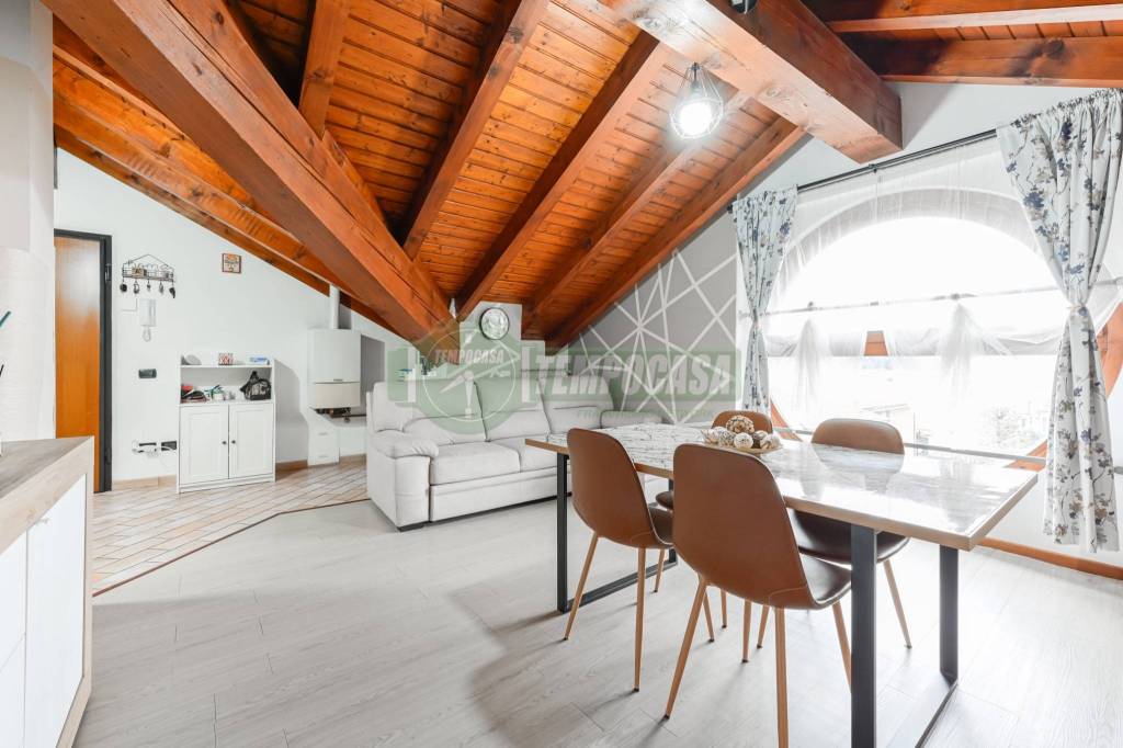 appartamento in vendita a Roncello