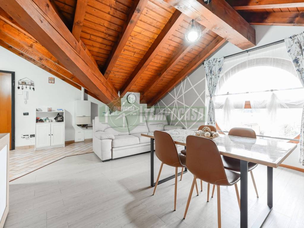 appartamento in vendita a Roncello