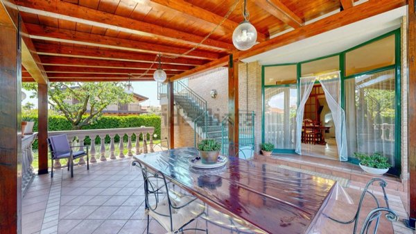 casa indipendente in vendita a Roncello