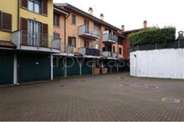 appartamento in vendita a Roncello