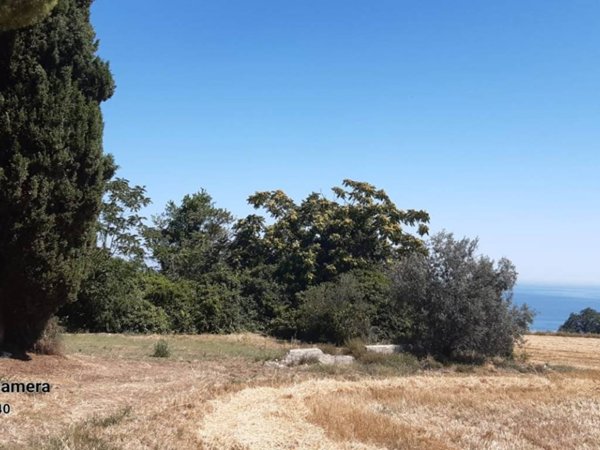 intera palazzina in vendita ad Altidona