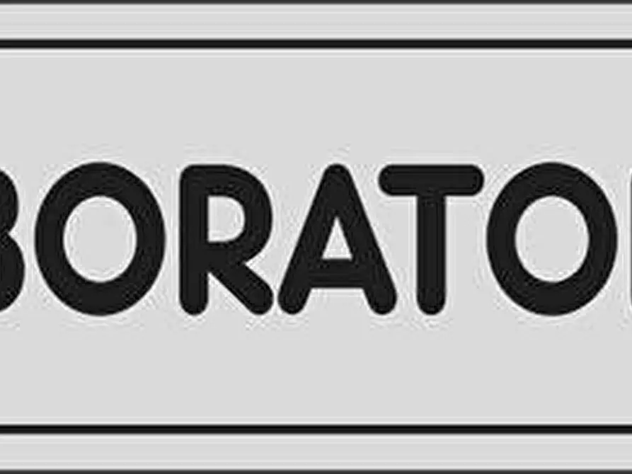 locale commerciale in vendita ad Altidona in zona Marina di Altidona