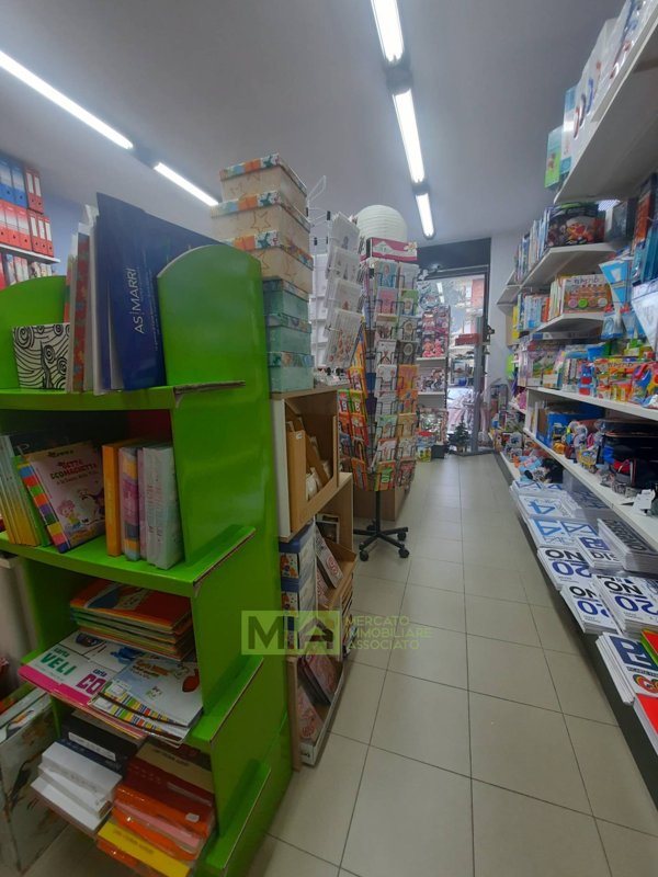 ufficio in vendita ad Altidona in zona Marina di Altidona