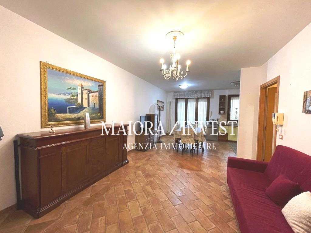 appartamento in vendita ad Altidona in zona Marina di Altidona