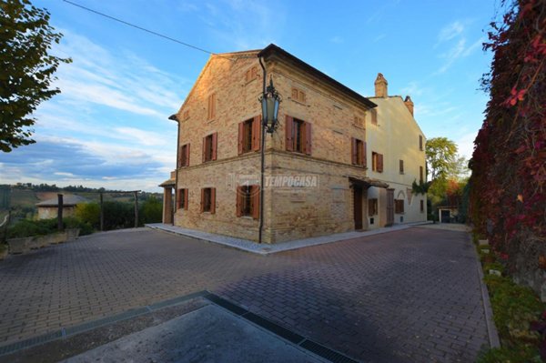 casa indipendente in vendita ad Altidona