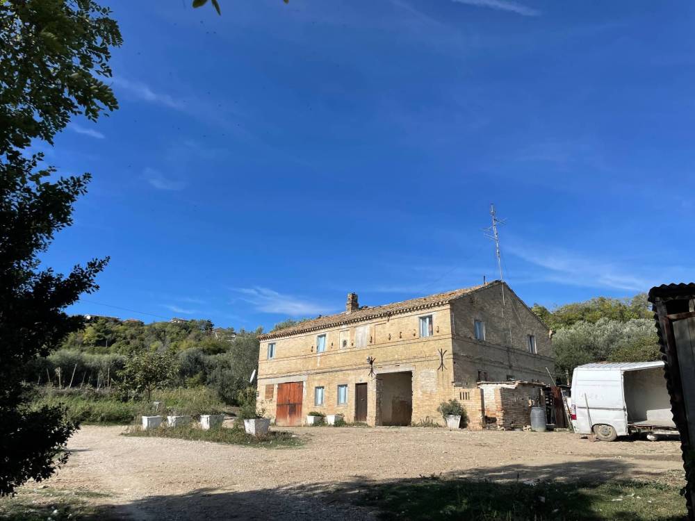 casa indipendente in vendita ad Altidona