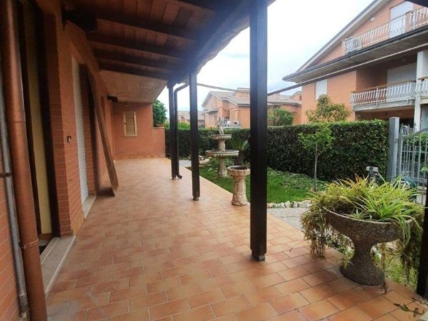 appartamento in vendita ad Altidona in zona Marina di Altidona