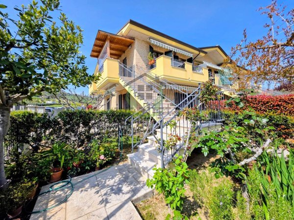 appartamento in vendita ad Altidona in zona Marina di Altidona