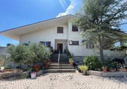casa indipendente in vendita ad Altidona