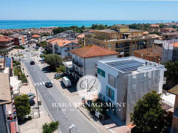 appartamento in vendita ad Altidona in zona Marina di Altidona