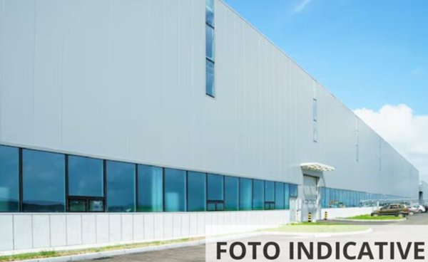 locale di sgombero in vendita ad Altidona in zona Marina di Altidona