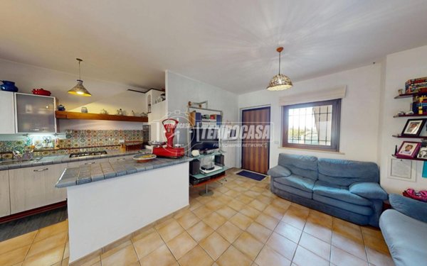 appartamento in vendita ad Altidona in zona Marina di Altidona