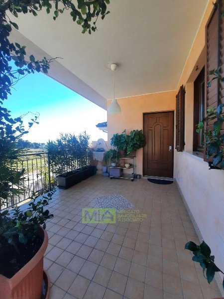 appartamento in vendita ad Altidona in zona Marina di Altidona