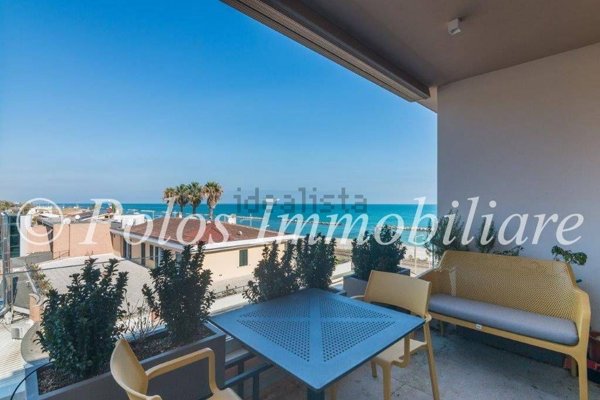 appartamento in vendita ad Altidona in zona Marina di Altidona