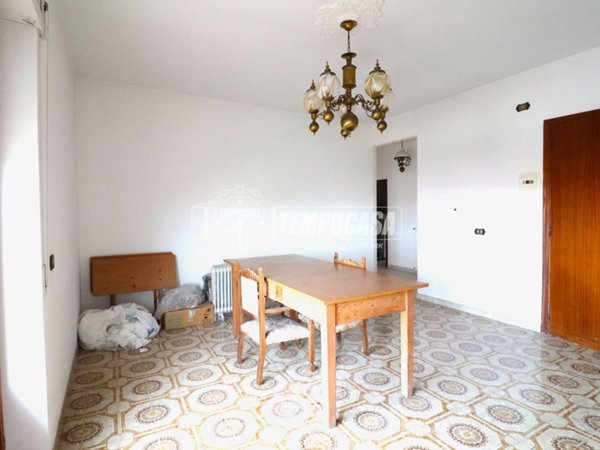 appartamento in vendita ad Altidona in zona Marina di Altidona