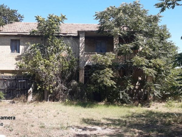 intera palazzina in vendita ad Altidona