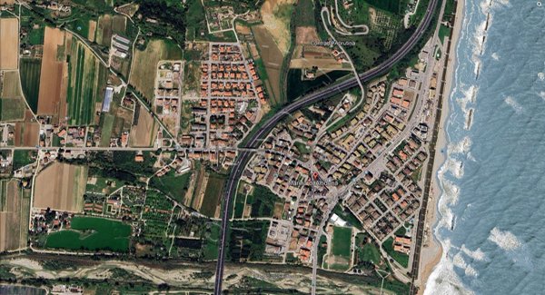 appartamento in vendita ad Altidona in zona Marina di Altidona