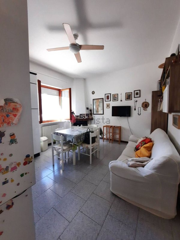 appartamento in vendita ad Altidona in zona Marina di Altidona