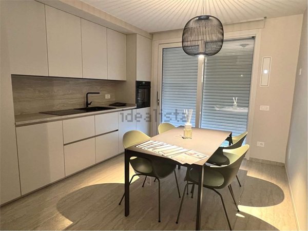 appartamento in vendita ad Altidona in zona Marina di Altidona