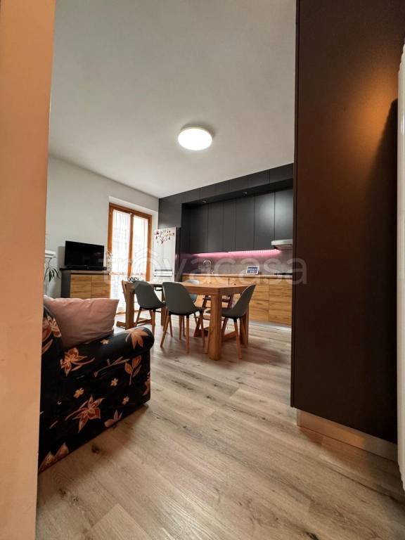casa indipendente in vendita ad Amandola