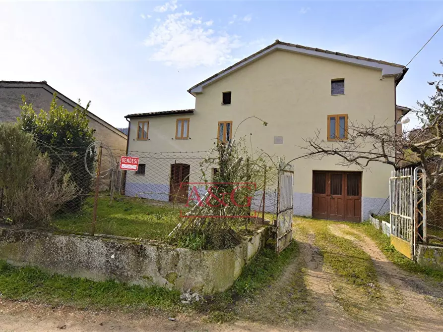 casa indipendente in vendita ad Amandola in zona Cese