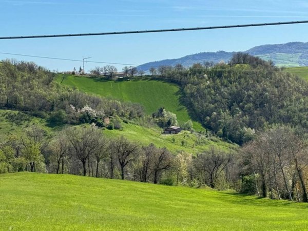terreno agricolo in vendita ad Amandola