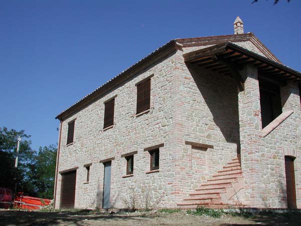 casa indipendente in vendita ad Amandola