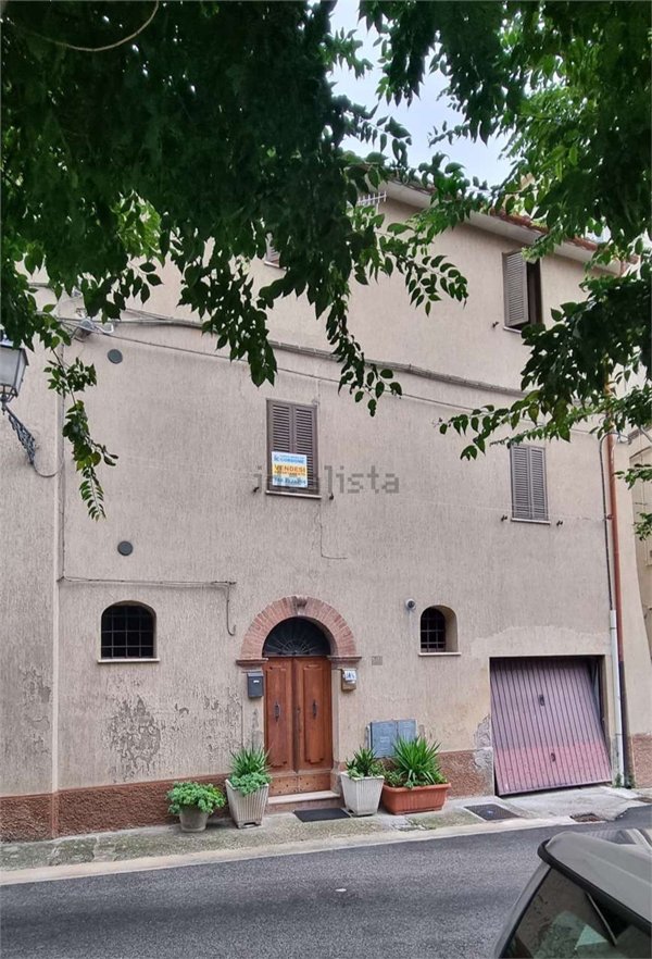 appartamento in vendita ad Amandola