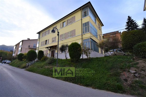 appartamento in vendita ad Amandola