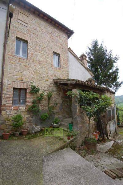 casa indipendente in vendita ad Amandola