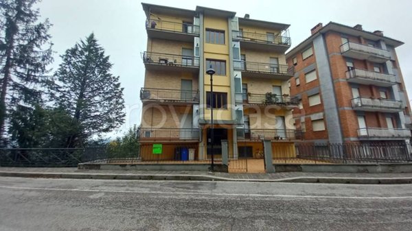 appartamento in vendita ad Amandola in zona Colle San Fortunato