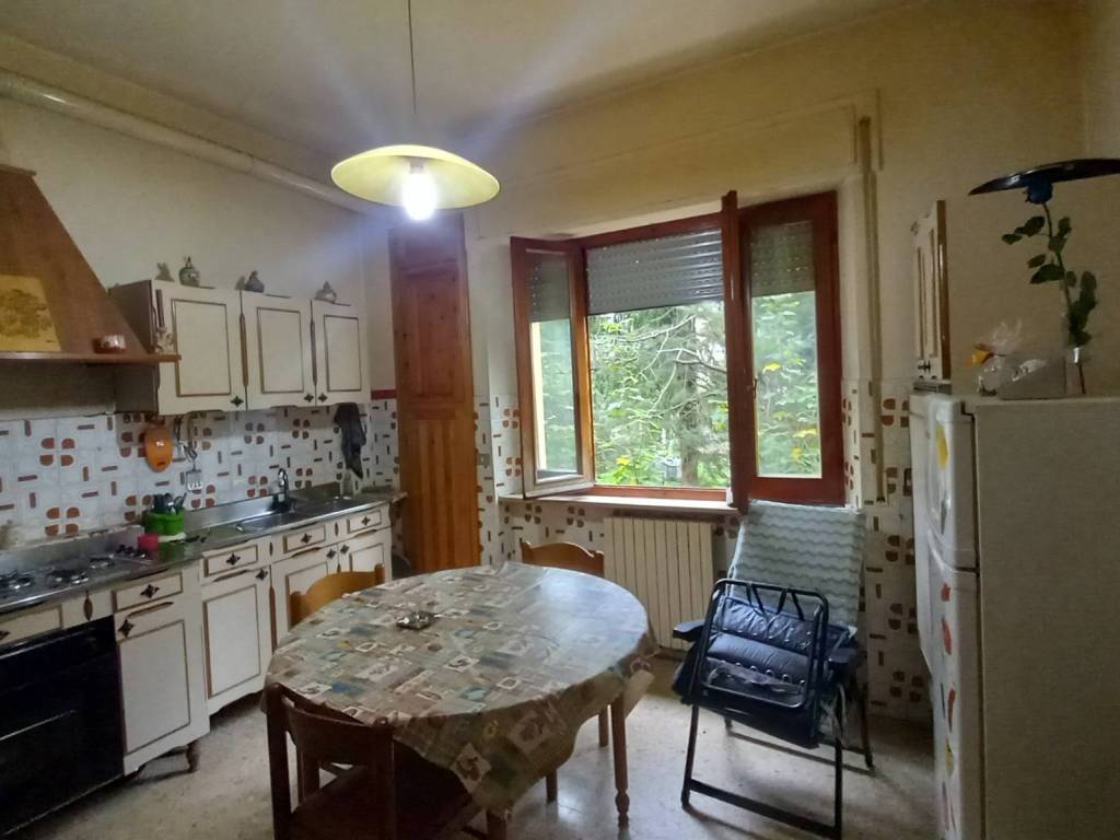 appartamento in vendita ad Amandola in zona Colle San Fortunato