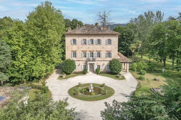 villa in vendita ad Amandola in zona Casa Tasso