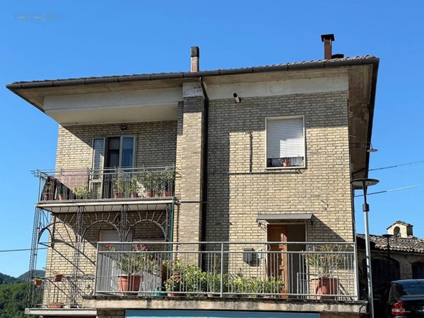 appartamento in vendita ad Amandola in zona Colle San Fortunato