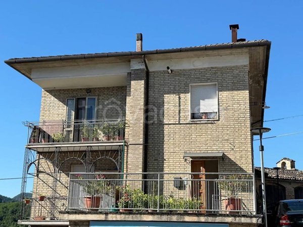 appartamento in vendita ad Amandola in zona Colle San Fortunato
